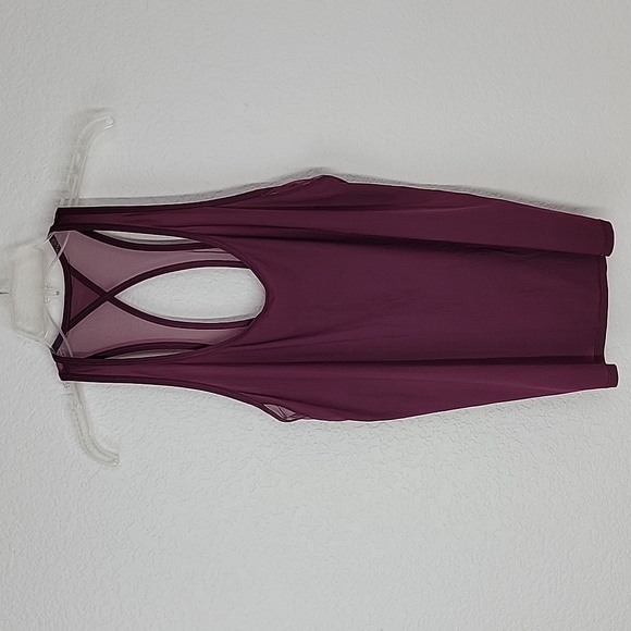 Lululemon trankil tank red grape mesh size 8 - Picture 8 of 9